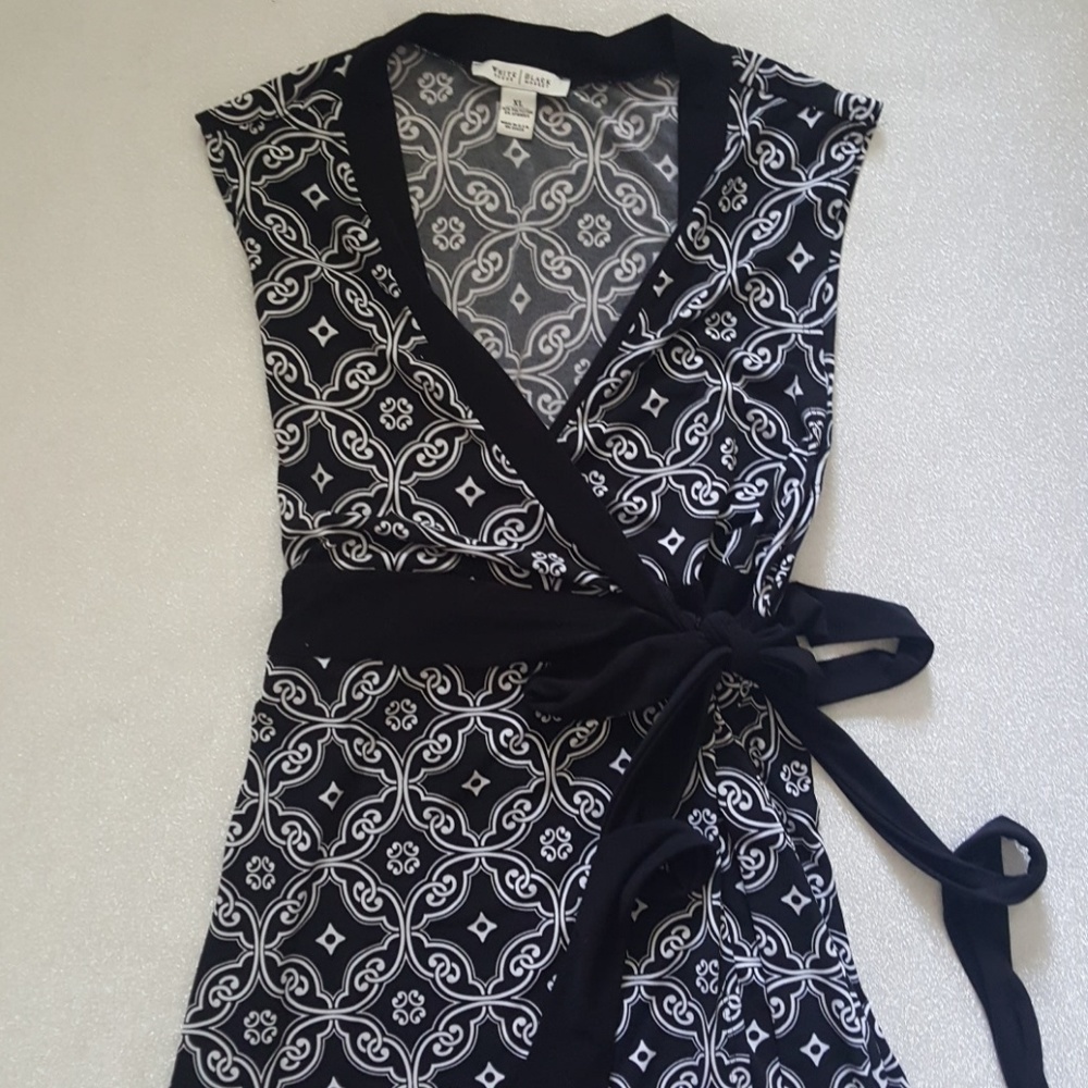 White House Black Market wrap dress size XL